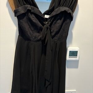 Vesti Strapless Black Dress